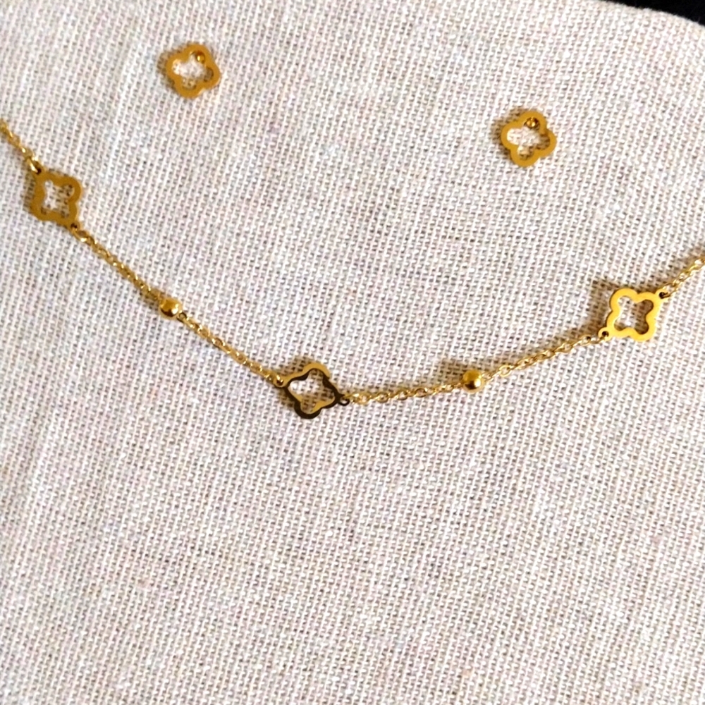 18 Kt Gold Over Titanium Earrings And Bracelet